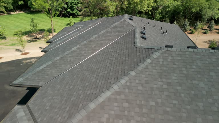 Asphalt Shingles Roofing in Bloomingburg, OH